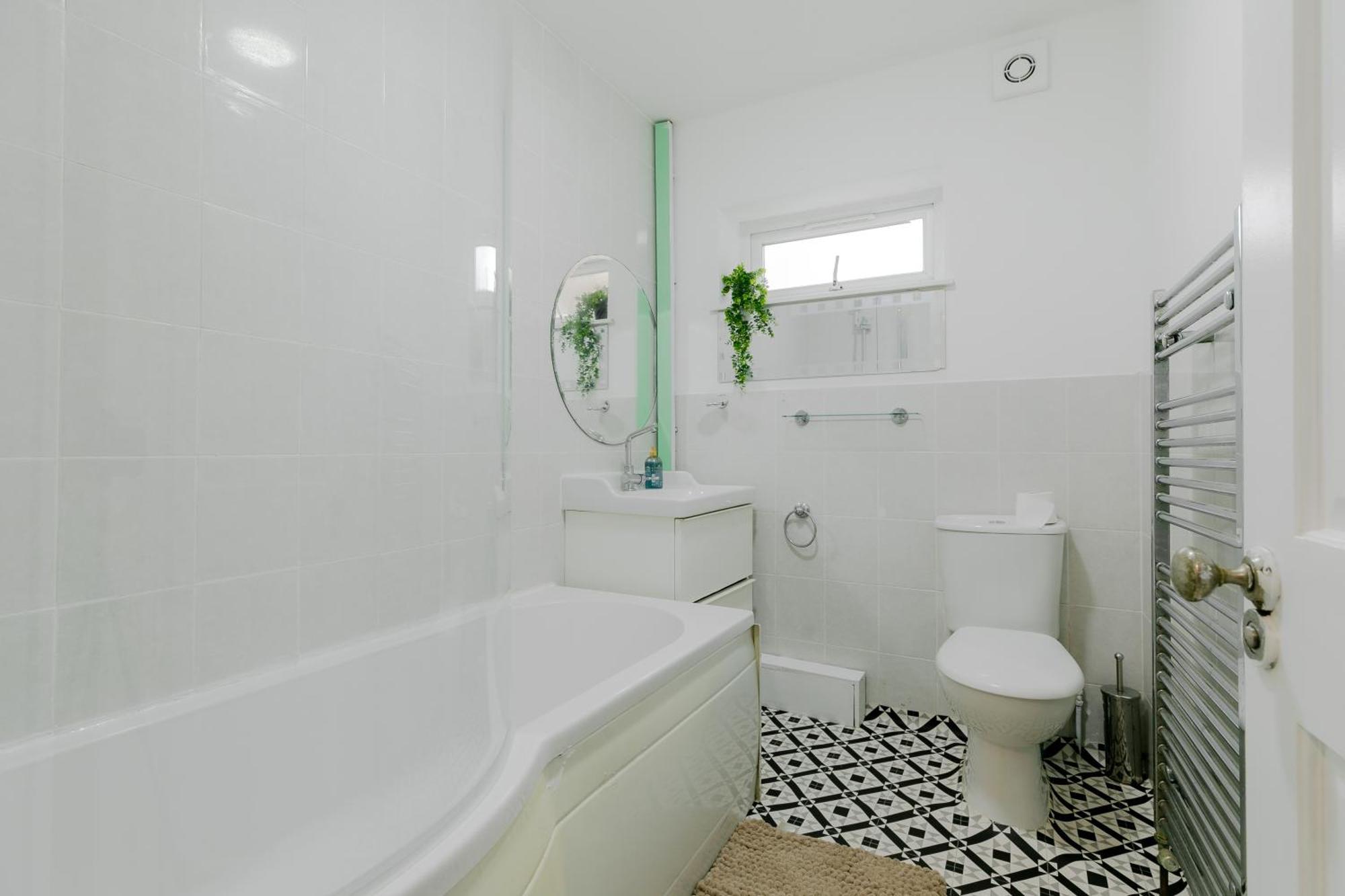 5Br House, Free Parking Offa12, Contractor, Big Families, Relocation Villa Redbridge kerület Kültér fotó